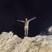 Video: La Quebrada: Klippenspringer vor dem Absprung