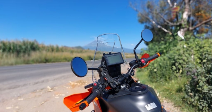 Die KTM vor der Paso de Cortés